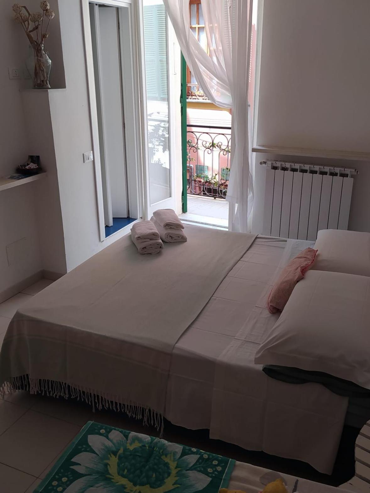 Chez Tamara With Private Parking And Air Conditioned Monterosso al Mare Exterior photo