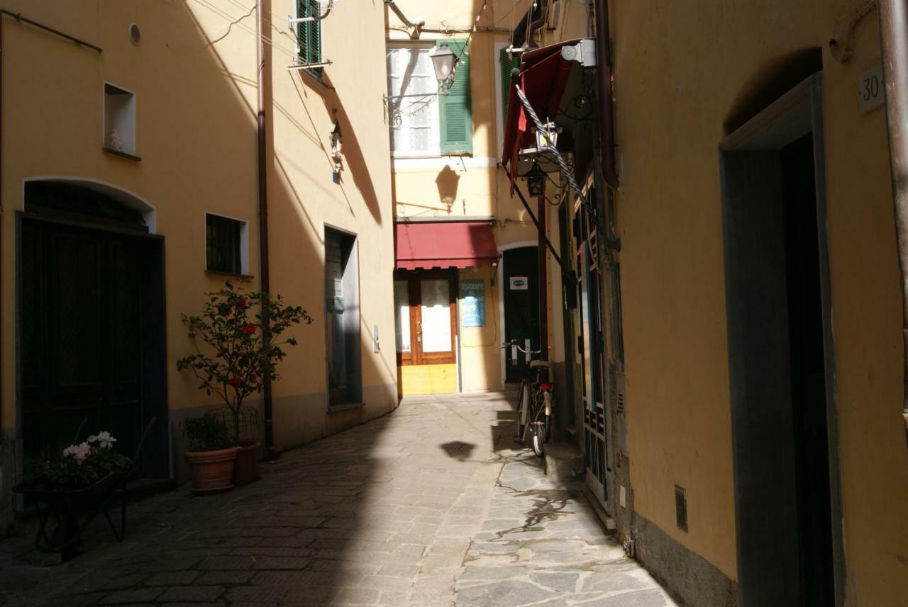 Chez Tamara With Private Parking And Air Conditioned Monterosso al Mare Exterior photo